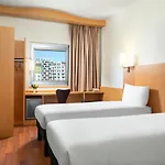 Ibis 3*