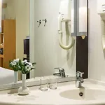 Ibis 3*