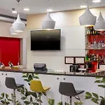 Отель Ibis 3*