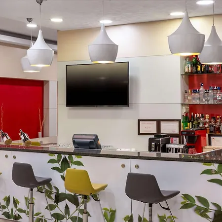 Hotel Ibis 3*