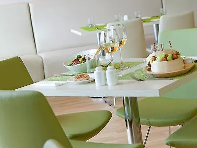 Ibis Hotel 3*