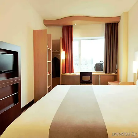 Ibis 3*