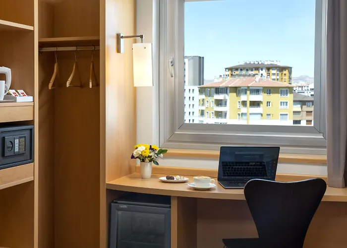 Отель Ibis Кайсери